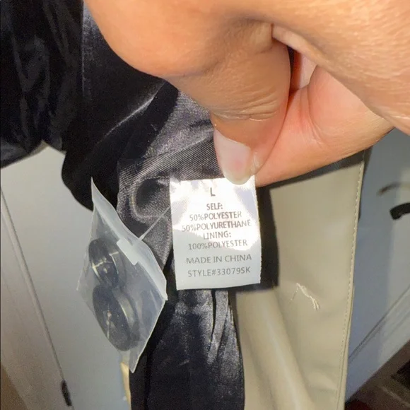 Fashion Nova Women's Olive Blazer - Picture 4 of 4